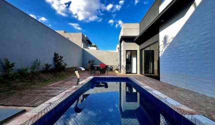 Casa térrea à venda com 250m2 com 3 quartos (suites) Alphaville em Ribeirão Preto I Imobiliaria em Ribeirão Preto