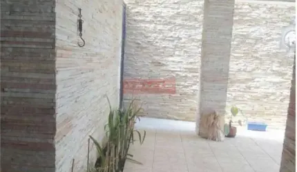 Agradável casa térrea no Brooklin, com 347 metros de terreno, 4 dorm, 6 banheiros, 2 salas, 5 vagas.