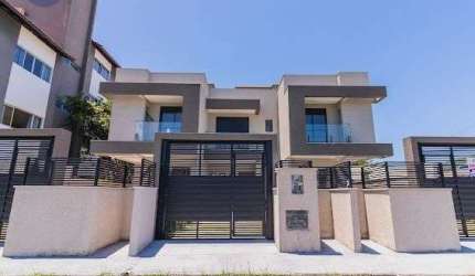 Casa 3 suítes!