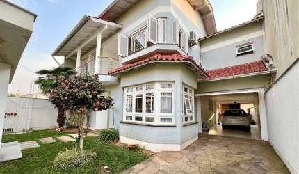 Casa à venda no bairro Moinhos de Vento - Canoas/RS