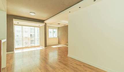 Apartamento à venda no bairro Passo da Areia - Porto Alegre/RS