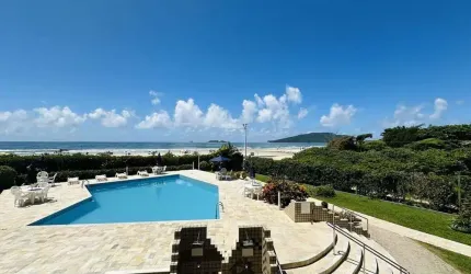 Apartamento à venda no bairro Ingleses do Rio Vermelho - Florianópolis/SC