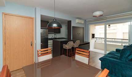 Apartamento à venda no bairro Passo da Areia - Porto Alegre/RS