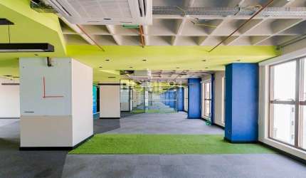 Laje Corporativa no Centro de Curitiba com 733m²