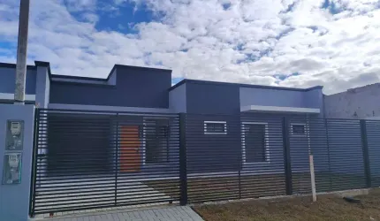 CASA COM 2 QUARTOS E QUINTAL A VENDA EM ARAUCARIA - CACHOEIRA