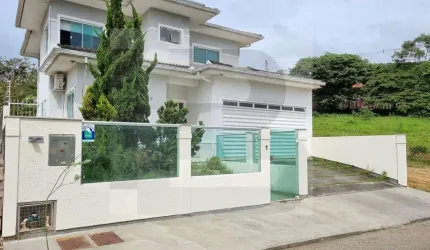 Casa para Venda em Palhoça, Pedra Branca, 3 dormitórios, 1 suíte, 3 banheiros, 2 vagas