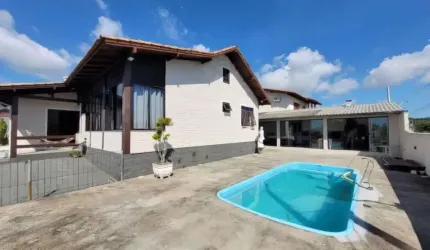 Casa para Venda em São José, Centro, 4 dormitórios, 2 suítes, 3 banheiros, 6 vagas