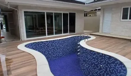 Casa para Venda em Palhoça, Pedra Branca, 3 dormitórios, 1 suíte, 4 banheiros, 2 vagas