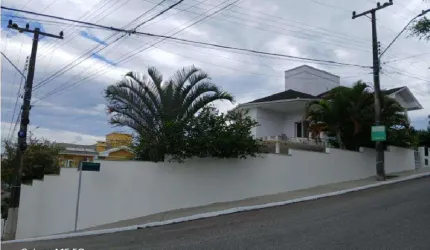 Casa para Venda em Palhoça, Pedra Branca, 4 dormitórios, 1 suíte, 4 banheiros, 2 vagas