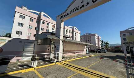 Apartamento para Locação em Palhoça, Aririu, 2 dormitórios, 1 banheiro, 1 vaga