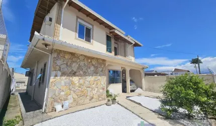 Casa para Venda em Palhoça, Jardim Eldorado, 5 dormitórios, 2 suítes, 4 banheiros, 2 vagas
