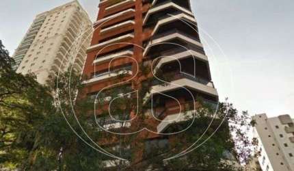 Apartamento á venda com 220m² no Campo Belo
