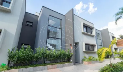SOBRADO  EM CONDOMINIO FECHADO NOVO   BROOKLIN VELHO