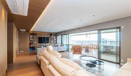 Apartamento com 244m² á venda em Vila Clementino