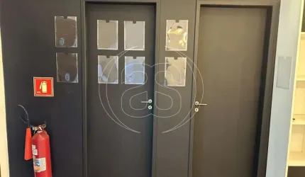 Casa comercial com 176m² em Campo Belo