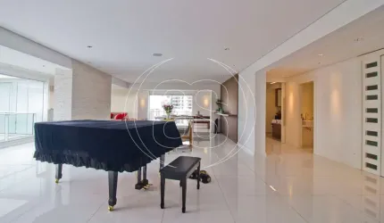 Excelente apartamento no Campo Belo