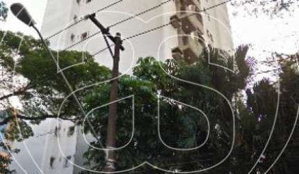 APARTAMENTO NA REGIÃO DE MOEMA