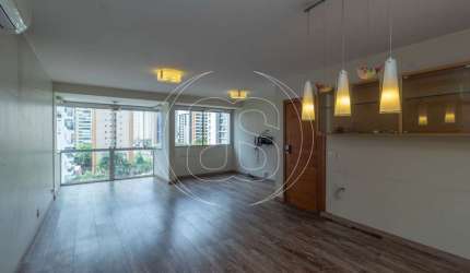 Apartamento para locação em Moema Pássaros com 2 vagas de garagem
