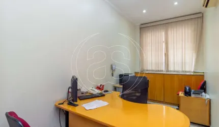 Conjunto Comercial na região da Republica