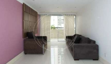 APARTAMENTO NA REGIÃO DE MOEMA