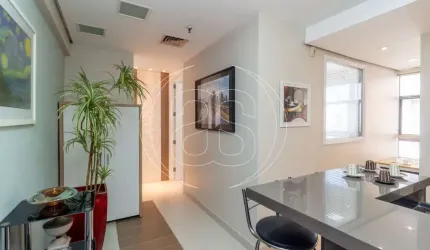CONJUNTO COMERCIAL NA REGIÃO DE MOEMA