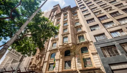Prédio comercial no centro - á venda