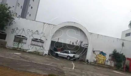 TERRENO COMERCIAL - AV. VEREADOR JOSÉ DINIZ - 467 M²
