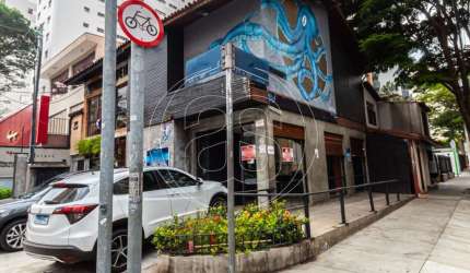 Imóvel Comercial de Esquina à venda em Moema