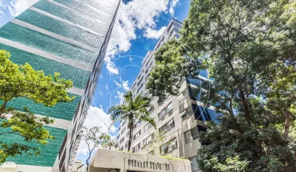 APARTAMENTO NA REGIÃO DE MOEMA