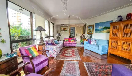 APARTAMENTO À VENDA - CAMPO BELO - 200M²