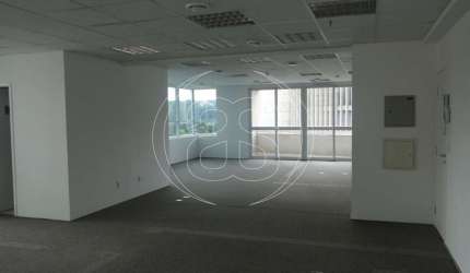 Sala Comercial de 120m² para LOCAÇÃO - Chácara Santo Antônio