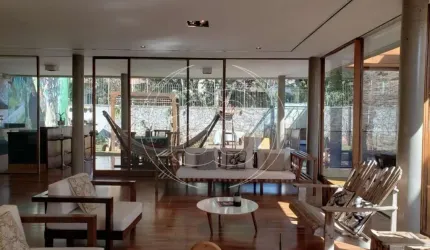 Casa de Condomínio - Jardim dos Estados