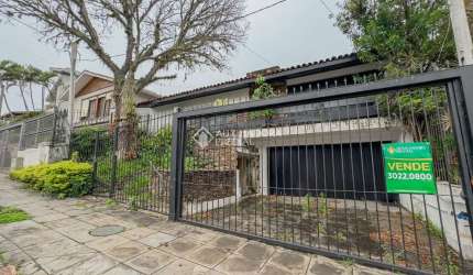 Casa com 4 quartos à venda na Rua Professor Fernando Carneiro, 102, Três Figueiras, Porto Alegre, 360 m2 por R$ 1.450.000