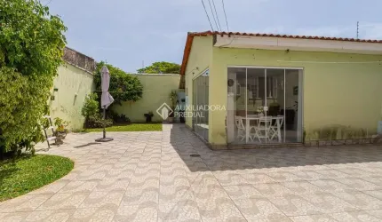 Casa com 3 quartos à venda na Rua Professora Cecy Cordeiro Thofehrn, 646, Sarandi, Porto Alegre, 150 m2 por R$ 790.000