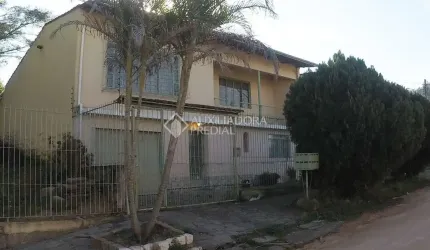 Casa com 2 quartos à venda na JANUARIA, 152, Santa Isabel, Viamão, 204 m2 por R$ 360.000