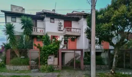 Casa com 3 quartos à venda na Avenida Imperial, 65, Ipanema, Porto Alegre, 199 m2 por R$ 850.000