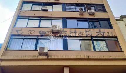 Sala comercial à venda na Rua Vigário José Inácio, 250, Centro Histórico, Porto Alegre, 44 m2 por R$ 65.000