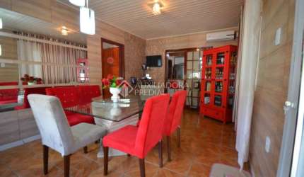 Casa em condomínio fechado com 3 quartos à venda na Rua Dom Vitório Monego, 101, Cruzeiro, Gravataí, 200 m2 por R$ 500.000