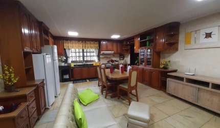 Casa com 3 quartos à venda na Rua Danilo Antônio Bridi, 267, Bela Vista, Caxias do Sul, 1080 m2 por R$ 2.250.000