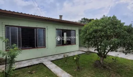 Casa com 2 quartos à venda na Rua Oswaldo Poeta, 33, Centro, Guaíba, 80 m2 por R$ 450.000