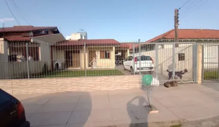 Casa com 2 quartos à venda na Rua Lothar Zenker, 222, Centro, Guaíba, 100 m2 por R$ 480.000