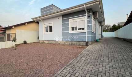 Casa com 2 quartos à venda na Rua Jaime Caetano Braum, 98, Jardim dos Lagos, Guaíba, 117 m2 por R$ 600.000