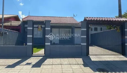 Casa em condomínio fechado com 2 quartos à venda na Rua Tocantins, 168, Parque 35, Guaíba, 134 m2 por R$ 636.000