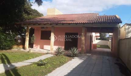 Casa com 2 quartos à venda na Avenida Independência, 214, Flórida, Guaíba, 106 m2 por R$ 455.000