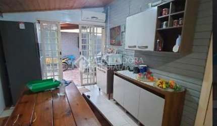 Casa com 2 quartos à venda na Rua Alcides Sabedot, 307, Estância Velha, Canoas, 150 m2 por R$ 340.000