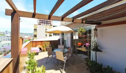 Cobertura com 2 quartos à venda na Rua Vicente da Fontoura, 2860, Rio Branco, Porto Alegre, 148 m2 por R$ 700.000