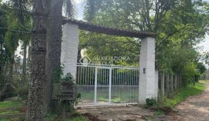 Fazenda à venda na Valmor Machado Lemos, 590, Parque Itacolomi, Gravataí, 240 m2 por R$ 650.000