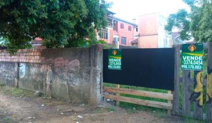 Terreno à venda na Rua José do Patrocínio, 142, Niterói, Canoas, 484 m2 por R$ 450.000