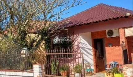 Casa com 2 quartos à venda na Rua Vinte e Dois de Abril, 275, Nossa Senhora das Graças, Canoas, 80 m2 por R$ 359.000