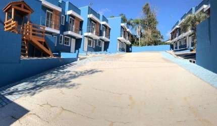 Casa em condomínio fechado com 2 quartos à venda na Rua Pero Vaz de Caminha, 170, Tarumã, Viamão, 52 m2 por R$ 235.100